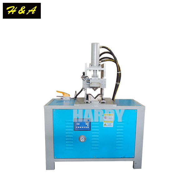 HYDRAULIC AUTOMATIC ANGLE CUTTING MACHINE